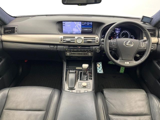 TOYOTA LEXUS LS460 2013 Image 31