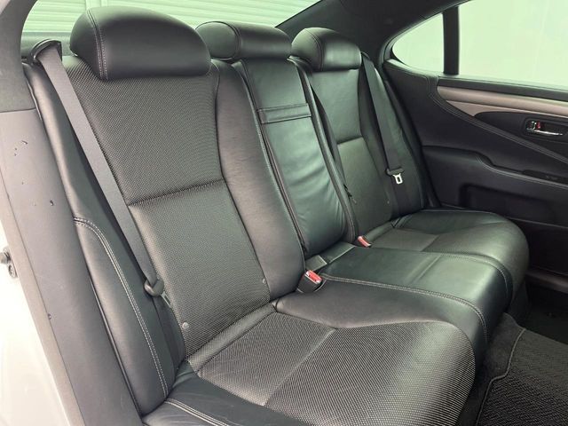 TOYOTA LEXUS LS460 2013 Image 31