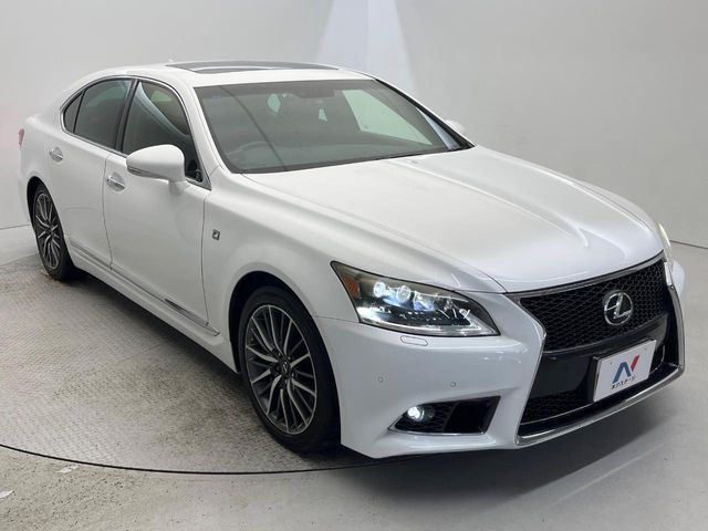 TOYOTA LEXUS LS460 2013 Image 31