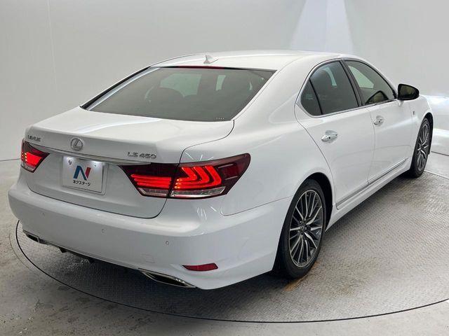 TOYOTA LEXUS LS460 2013 Image 31