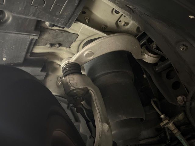 TOYOTA LEXUS LS460 2013 Image 31