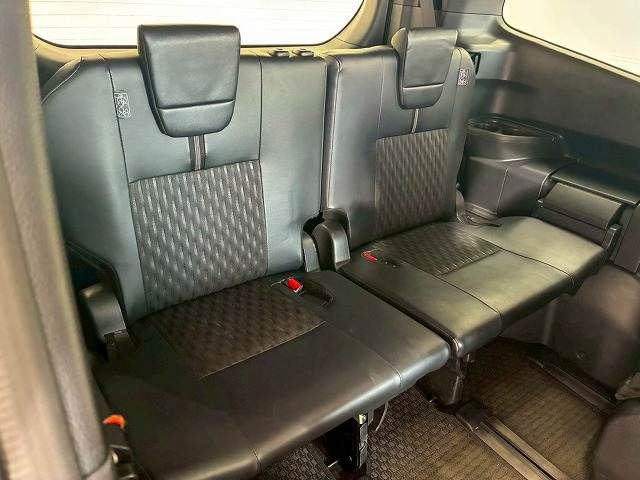 TOYOTA NOAH 2023 Image 31