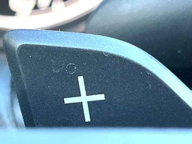 TOYOTA CAMRY HYBRID 2019 Image 31