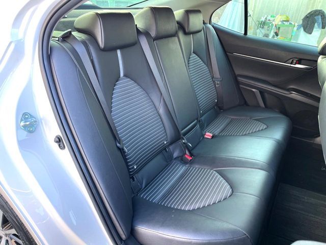 TOYOTA CAMRY HYBRID 2019 Image 31