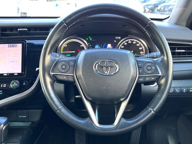 TOYOTA CAMRY HYBRID 2019 Image 31