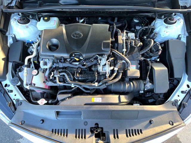 TOYOTA CAMRY HYBRID 2019 Image 31