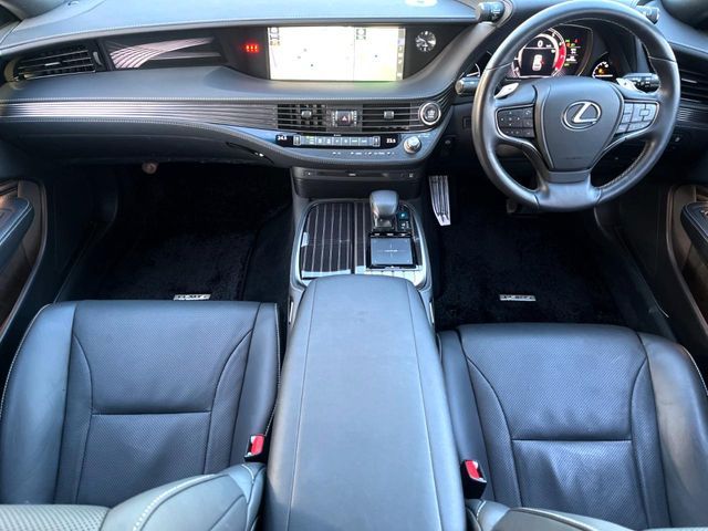 TOYOTA LEXUS LS500 4WD 2018 Image 31