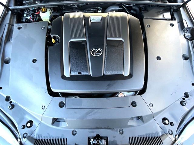 TOYOTA LEXUS LS500 4WD 2018 Image 31