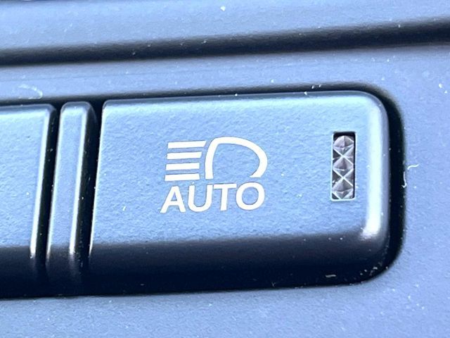 TOYOTA CROWN SEDAN HYBRID 2013 Image 31