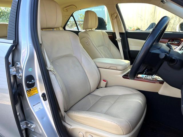 TOYOTA CROWN SEDAN HYBRID 2013 Image 31