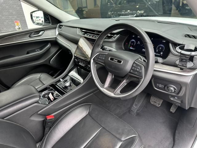 JEEP GRAND CHEROKEE 2023 Image 31