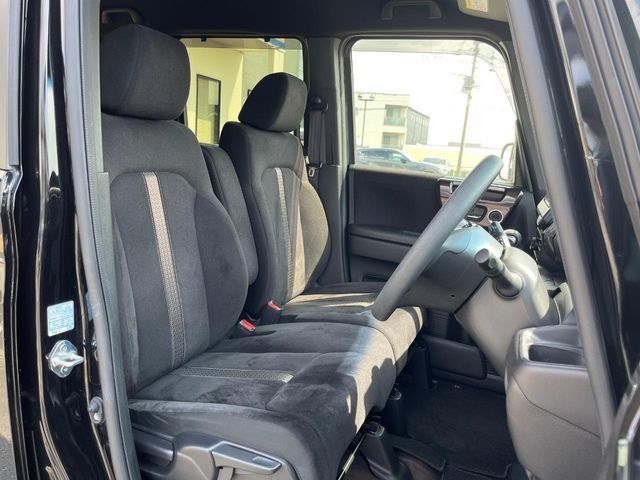 HONDA N BOX CUSTOM 2020 Image 31