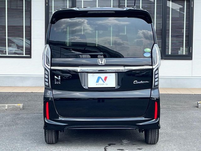 HONDA N BOX CUSTOM 2020 Image 31