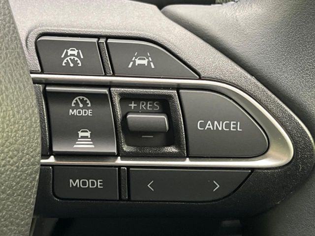 TOYOTA VOXY HYBRID 2022 Image 31