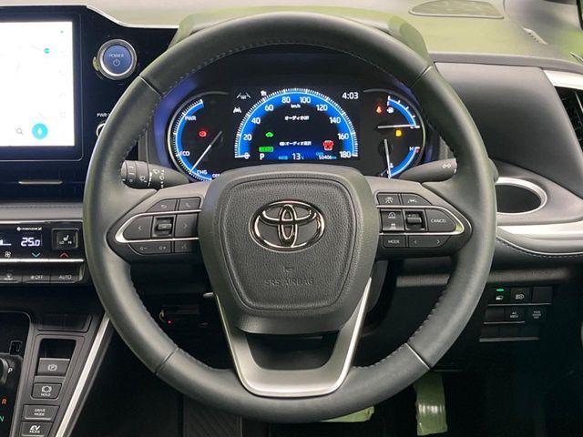 TOYOTA VOXY HYBRID 2022 Image 31