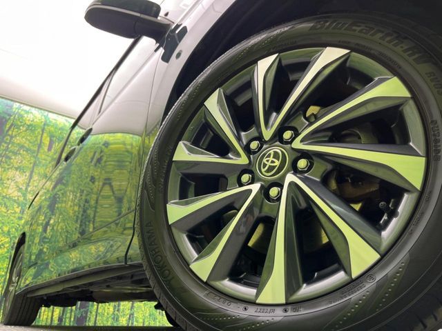 TOYOTA VOXY HYBRID 2022 Image 31