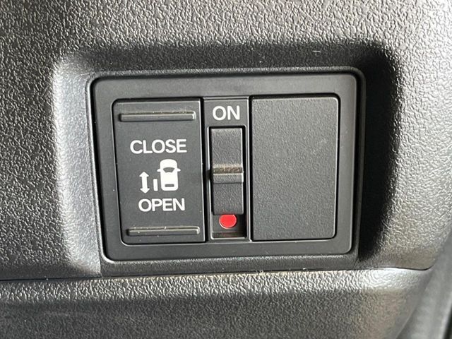 HONDA N BOX CUSTOM 2024 Image 31