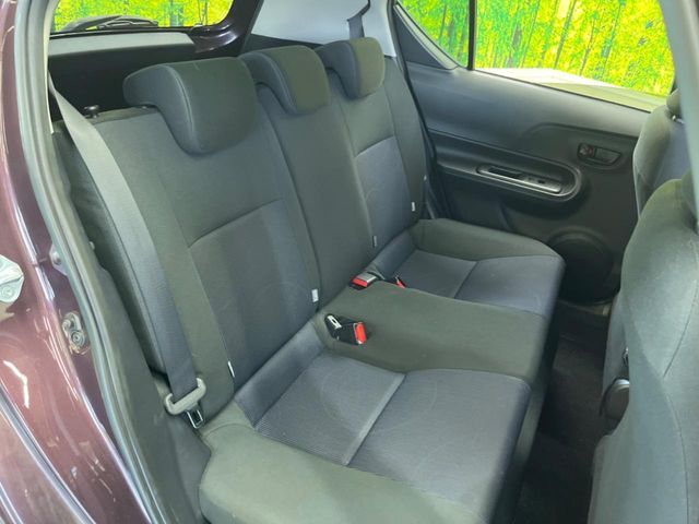 TOYOTA AQUA 2017 Image 31