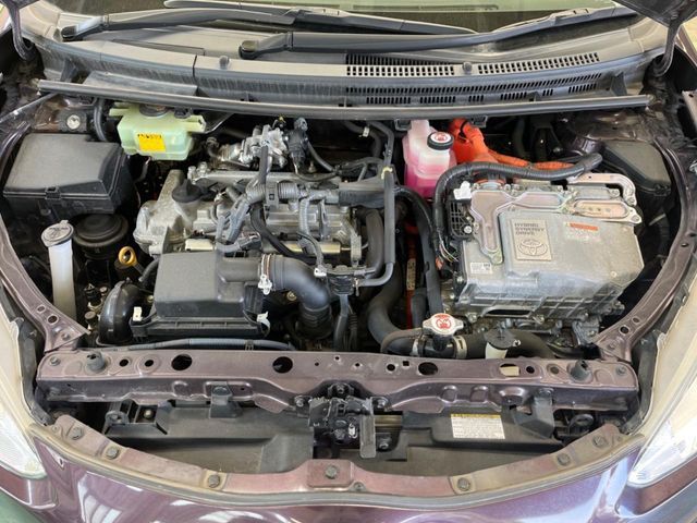 TOYOTA AQUA 2017 Image 31