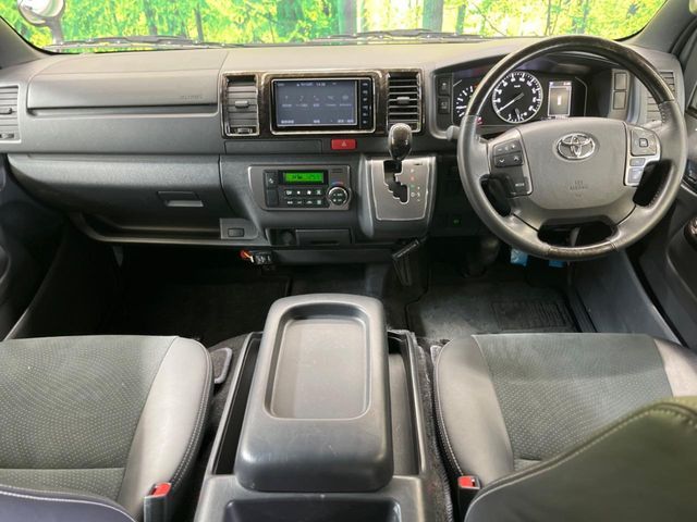 TOYOTA HIACE VAN 2WD 2020 Image 31