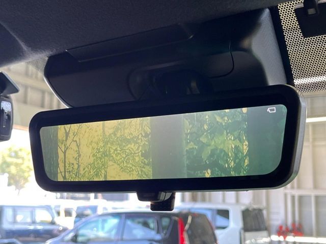 TOYOTA HIACE VAN 2WD 2020 Image 31