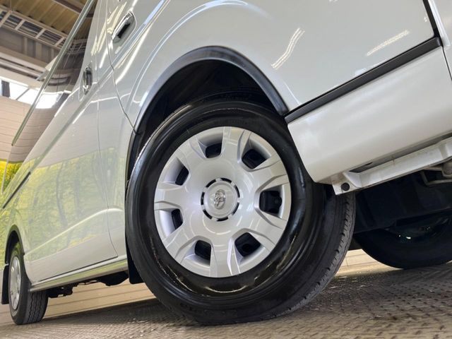 TOYOTA HIACE VAN 2WD 2020 Image 31