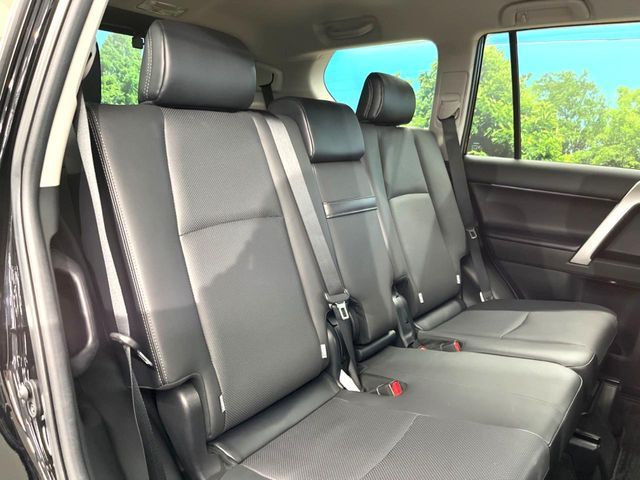 TOYOTA LANDCRUISER PRADO 2023 Image 31