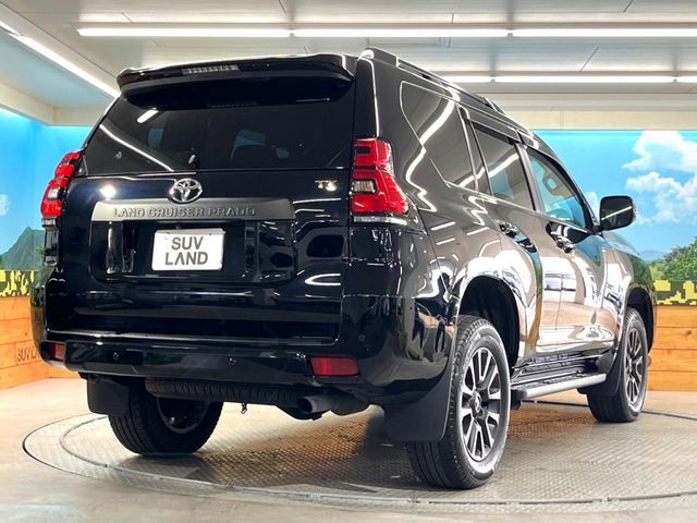TOYOTA LANDCRUISER PRADO 2023 Image 31
