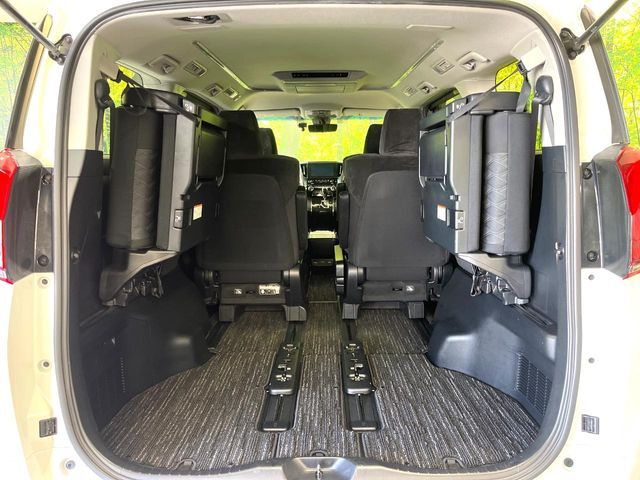 TOYOTA ALPHARD 2018 Image 31