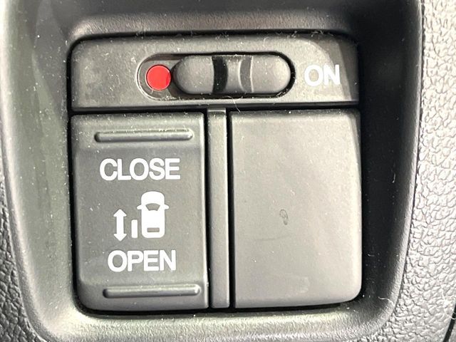 HONDA N BOX CUSTOM 2017 Image 31