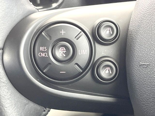 BMW MINI COOPER S E 2019 Image 31