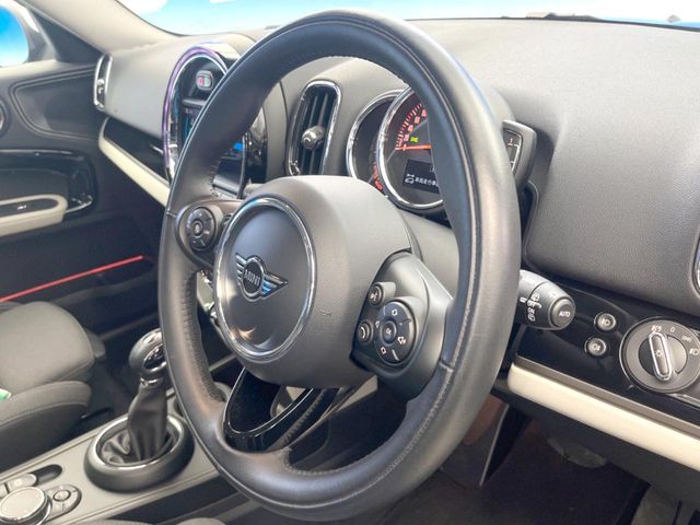 BMW MINI COOPER S E 2019 Image 31