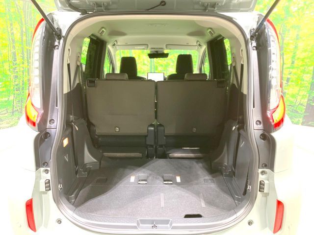 TOYOTA SIENTA HYBRID 2023 Image 31