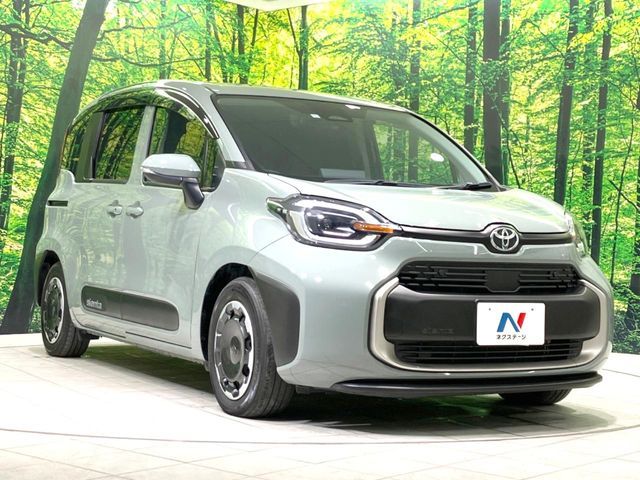 TOYOTA SIENTA HYBRID 2023 Image 31