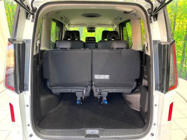 NISSAN SERENA  WG 2023 Image 31