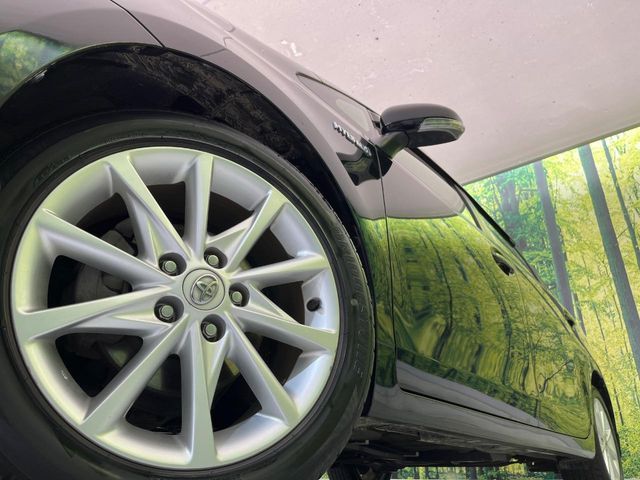 TOYOTA PRIUS ALPHA 2013 Image 31