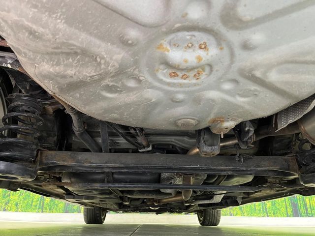 TOYOTA PRIUS ALPHA 2013 Image 31