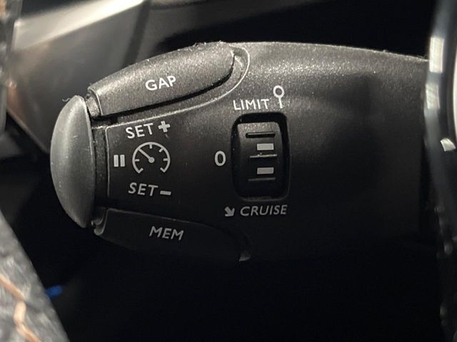 PEUGEOT 5008 2019 Image 31