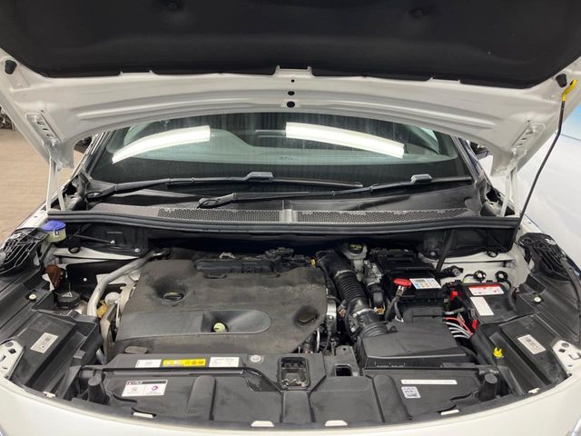 PEUGEOT 5008 2019 Image 31