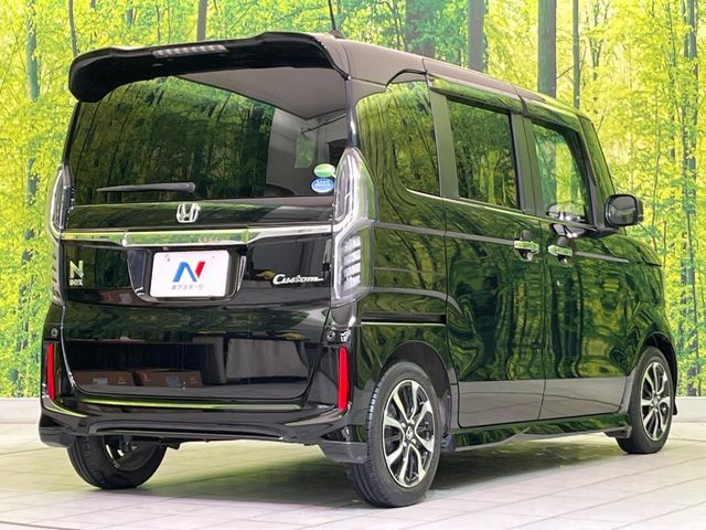 HONDA N BOX CUSTOM 2017 Image 31