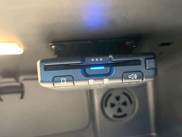 BMW MINI COOPER 5DOOR 2019 Image 31