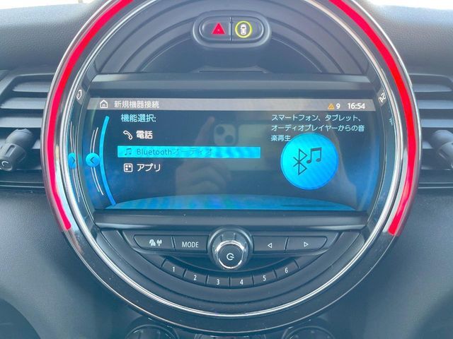 BMW MINI COOPER 5DOOR 2019 Image 31