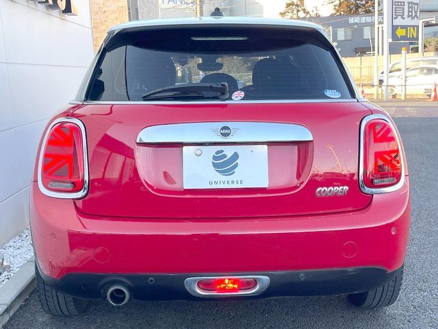 BMW MINI COOPER 5DOOR 2019 Image 31