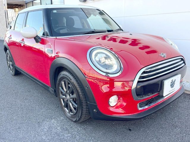 BMW MINI COOPER 5DOOR 2019 Image 31