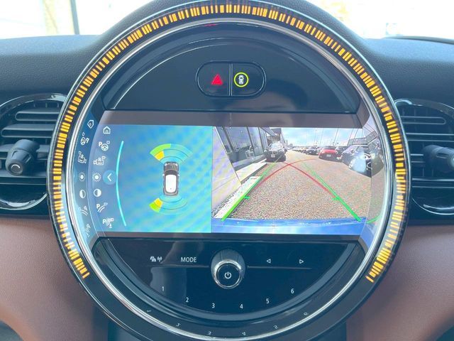 BMW MINI COOPER 5DOOR 2023 Image 31