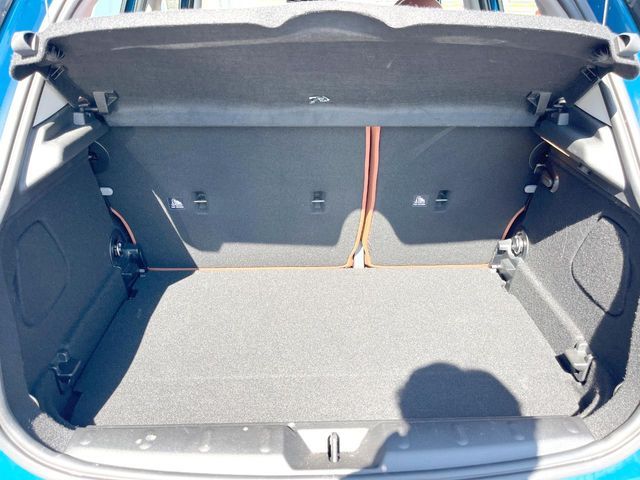 BMW MINI COOPER 5DOOR 2023 Image 31