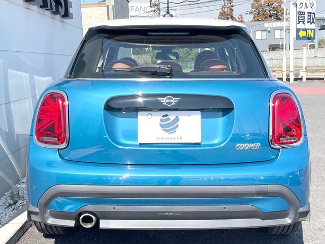 BMW MINI COOPER 5DOOR 2023 Image 31