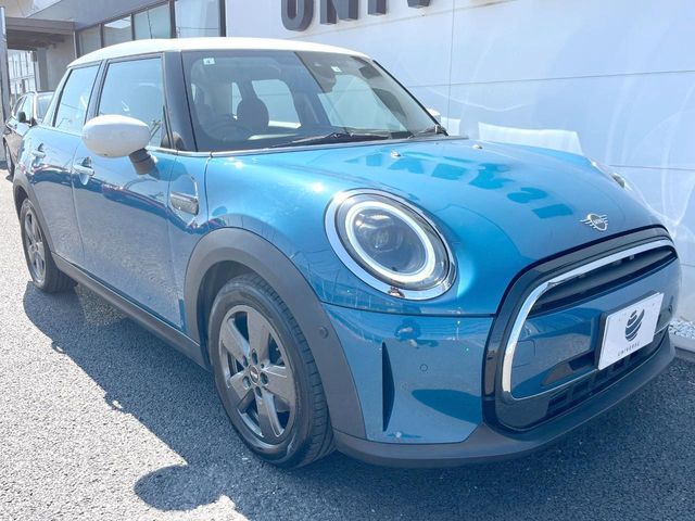 BMW MINI COOPER 5DOOR 2023 Image 31