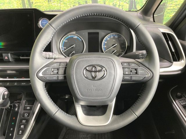 TOYOTA VOXY HYBRID 2023 Image 31