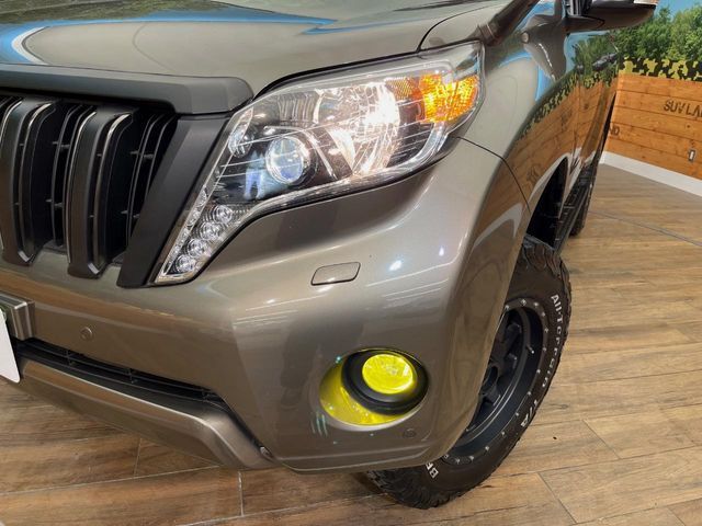 TOYOTA LANDCRUISER PRADO 2017 Image 31